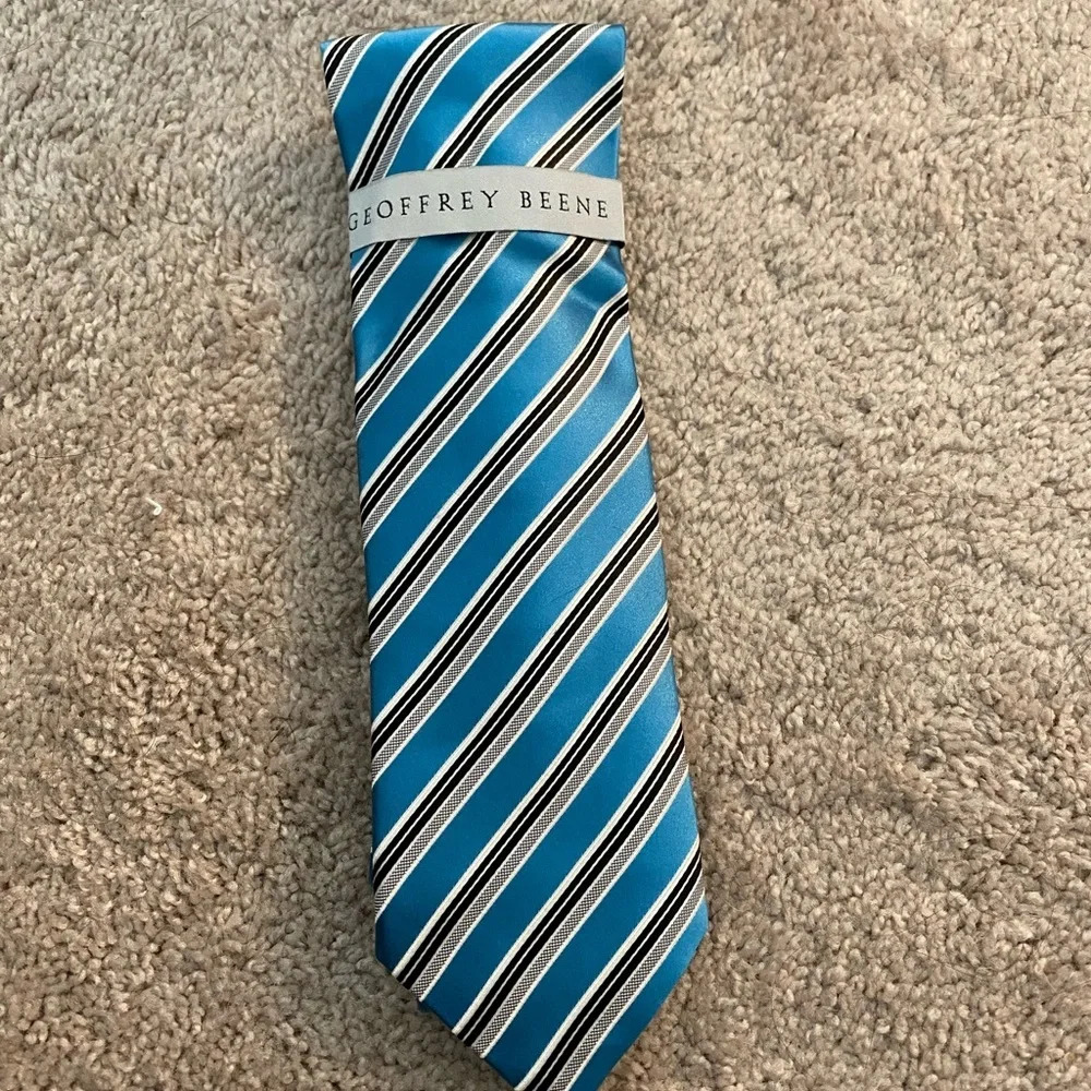 Geoffrey Beene Tie